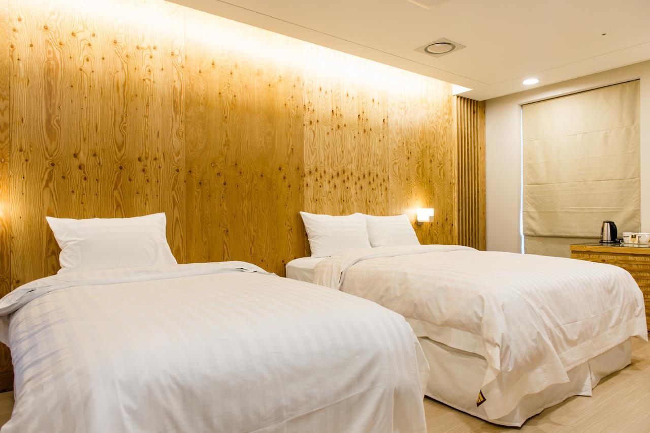Hotel Khan Seoul Exteriör bild
