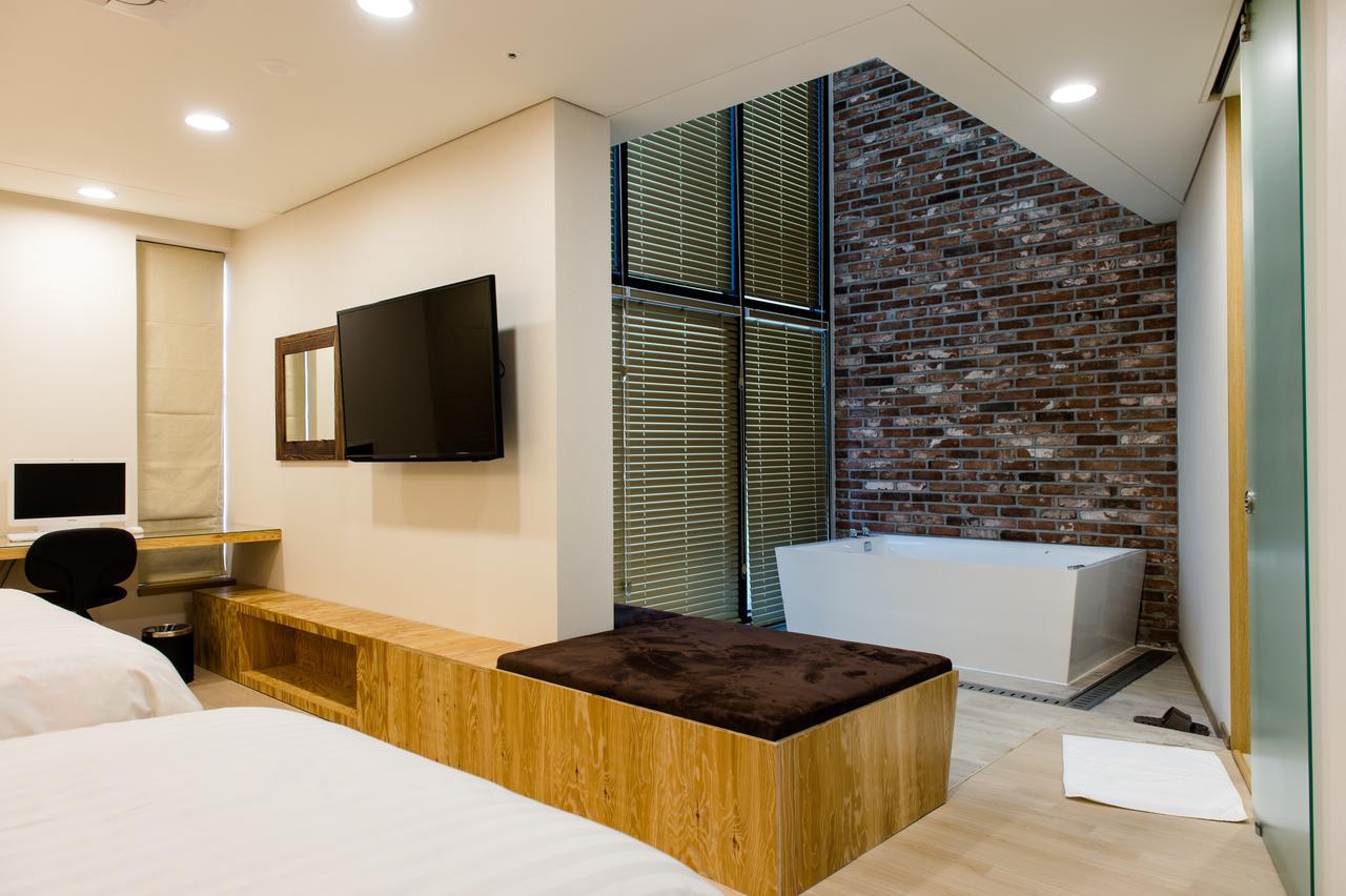 Hotel Khan Seoul Exteriör bild